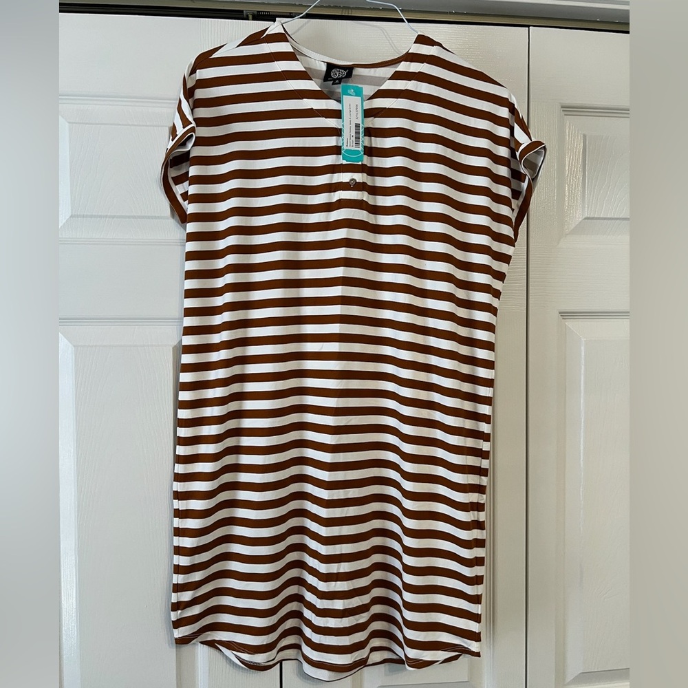 Bobeau Short Sleeve Henley Sleep & Lounge Brown White Striped Dress Size M NWT